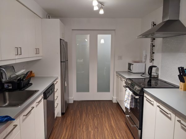 Closed partition door in a kitchen